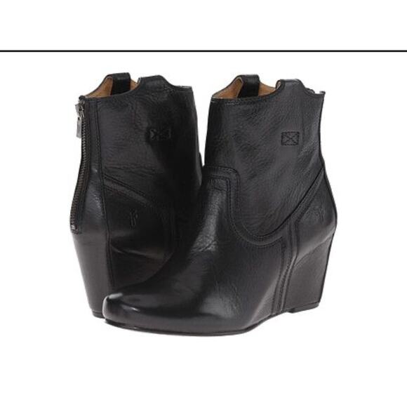 Frye Carson Wedge Bootie’s - Size 11 - Black Leather - Picture 1 of 8
